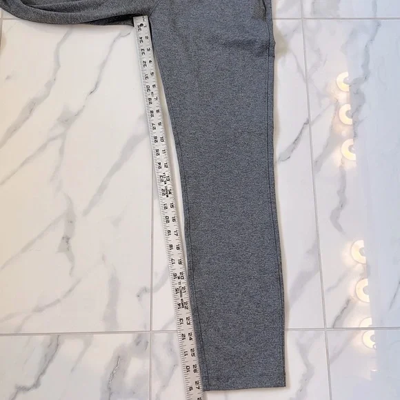 Lululemon On The Fly Pant *28" Heathered Black Lounge Jogger Pants Women’s 4 - Picture 12 of 14